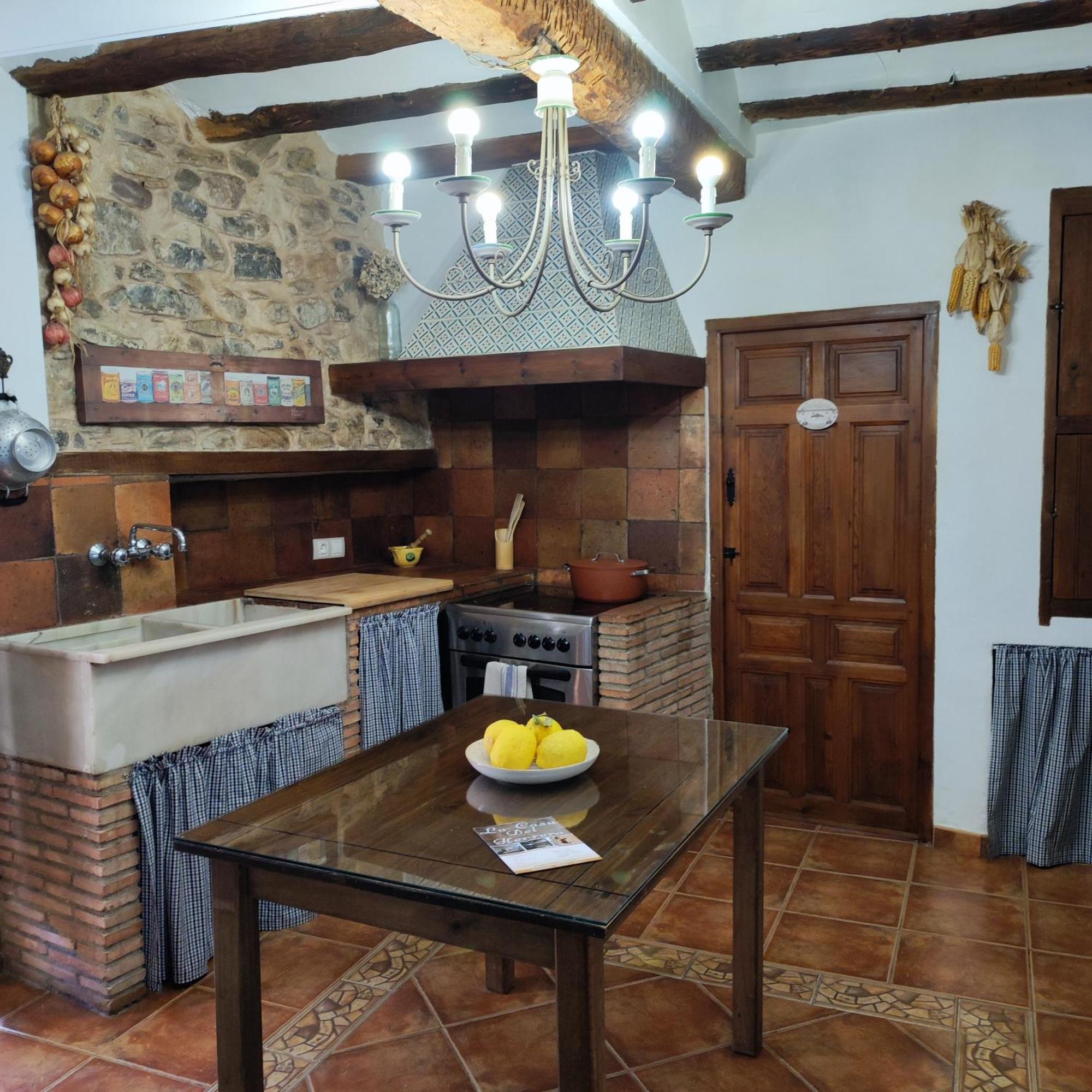 Alcoba Con Patio Del Siglo XIX Βίλα Villanueva de Viver Εξωτερικό φωτογραφία